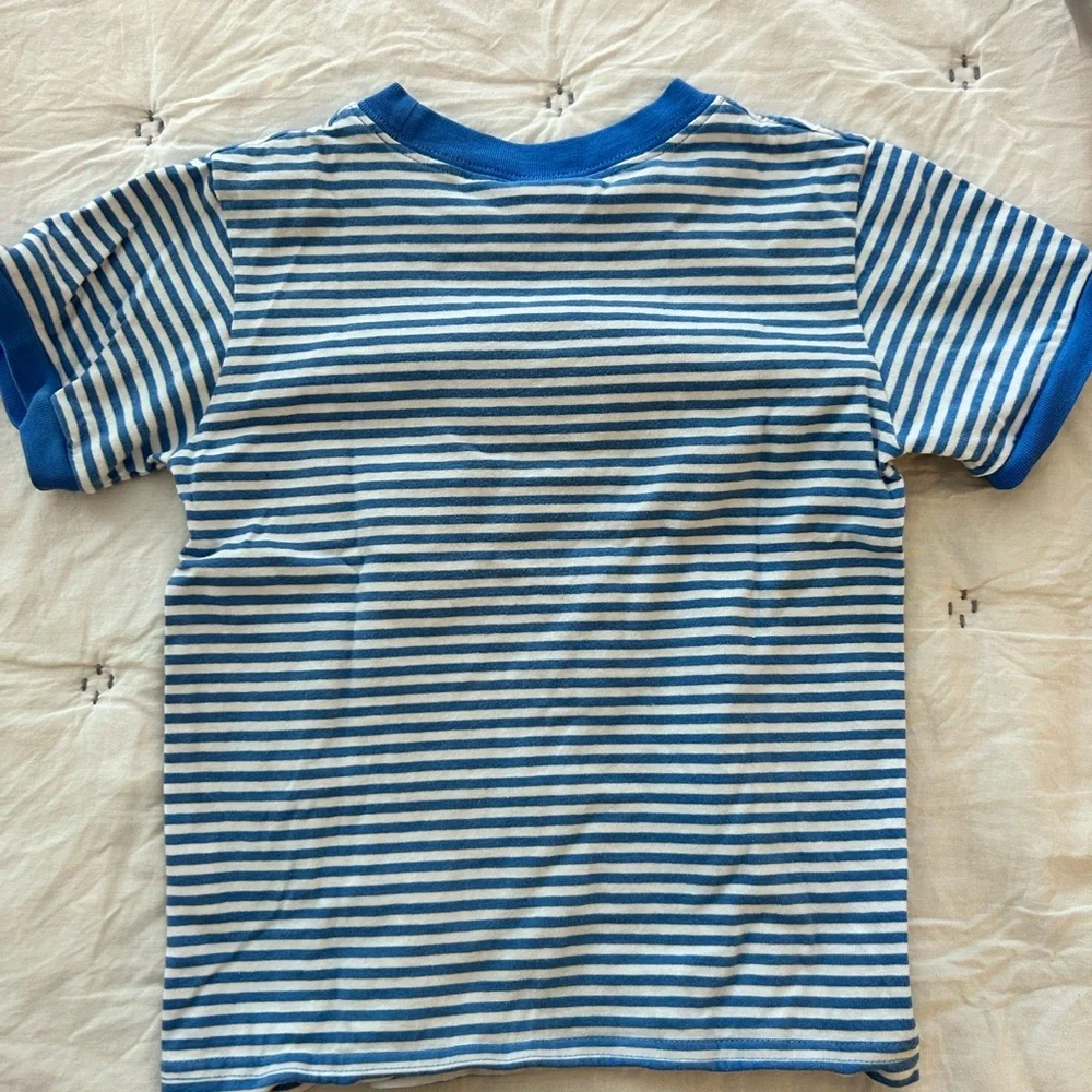 Little English boys t-shirt with American flag in size 5 - Picture 2 of 3